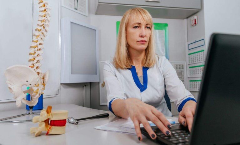 8 Social Media Marketing Mistakes That Most Chiropractors Make